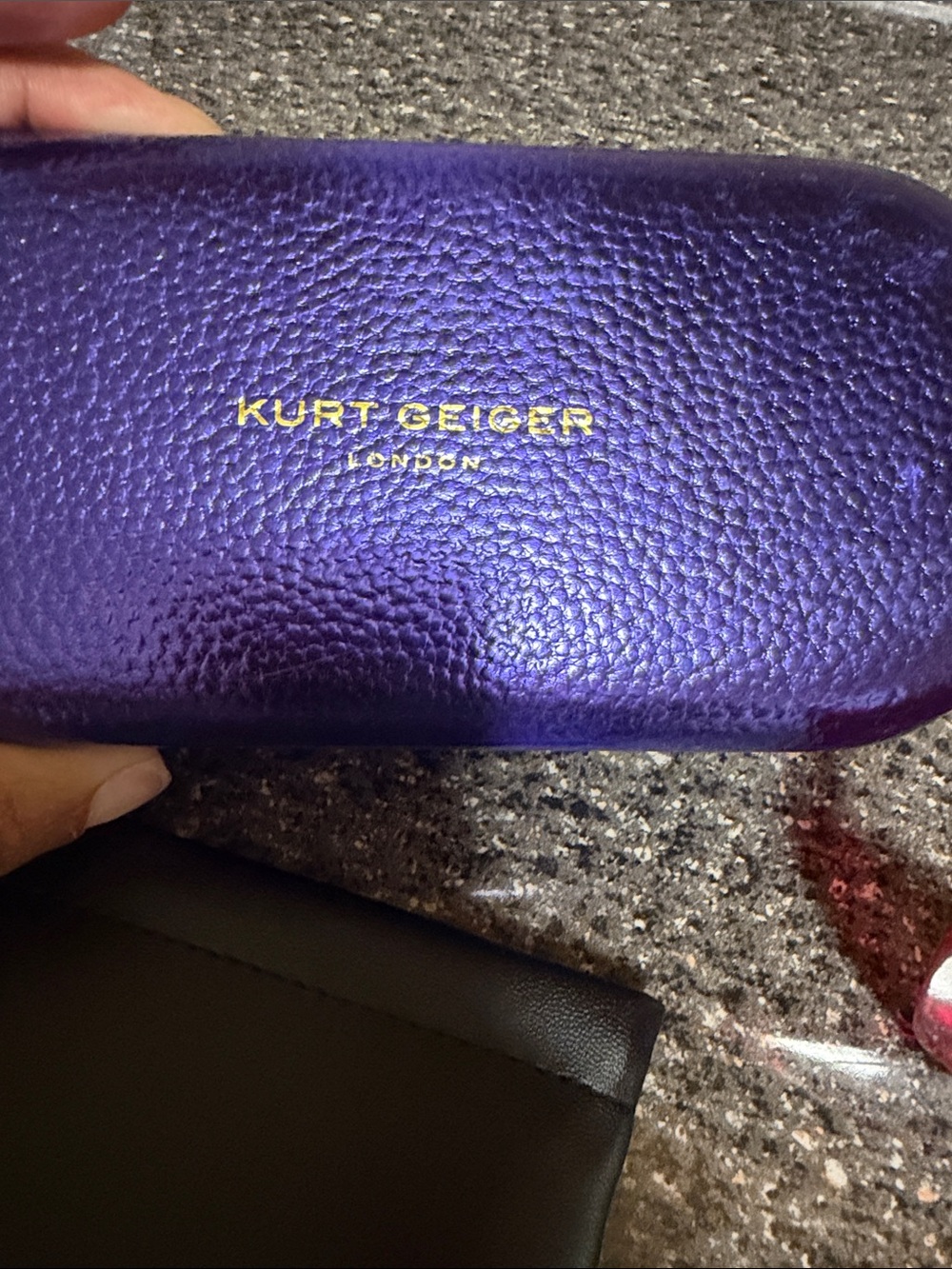 Kurt Geiger barbie Pink Sunglasses and hard case - Picture 6 of 6